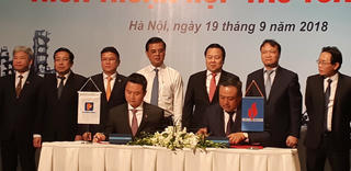 Lễ ký thỏa thuận hợp tác toàn diện giữa PetroVietnam và Petrolimex
