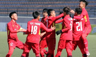Việt Nam đè bẹp Campuchia dù thiếu người ở vòng loại U16 châu Á