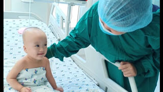 Hai bé Trúc Nhi, Diệu Nhi sẽ thực hiện thêm 4 lần phẫu thuật khác