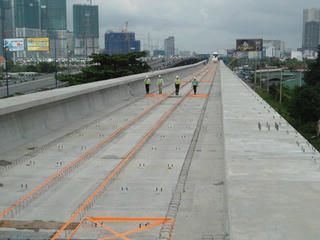 Hệ lụy do các dự án metro đội vốn