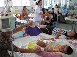 Số ca mắc sốt xuất huyết và ho gà có xu hướng gia tăng