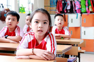 Kiểm tra học kỳ 1 của học sinh lớp 1, 2 ở Hà Nội: Trực tiếp hay trực tuyến?