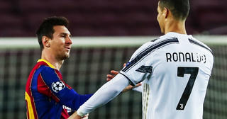 Lịch sử bóng đá sang trang: Khi Messi, C.Ronaldo chỉ là... vai phụ