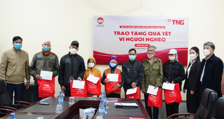 TNG Holdings Vietnam trao hơn 2.000 phần quà Tết cho hộ nghèo