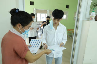 Bảo đảm an toàn kỳ thi THPT đợt 2: Tăng cường phòng dịch