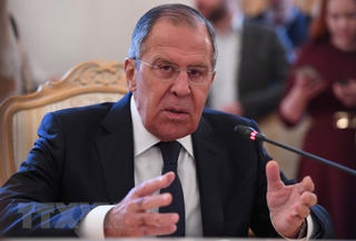 Ngoại trưởng Nga Sergey Lavrov đã tới Bình Nhưỡng bằng máy bay