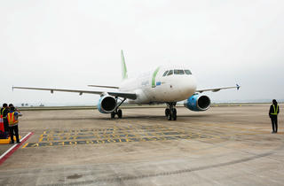 Bamboo Airways khai trương đường bay TP Hồ Chí Minh-Vân Đồn