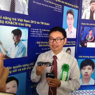 Gặp tiến sĩ  'bán ôtô, ở nhà vợ' làm khoa học