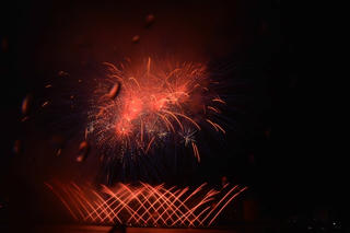 Lễ hội pháo hoa quốc tế Đà Nẵng 2019: ‘Tình yêu’ trong mưa