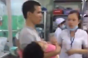 Làm rõ thông tin gia đình tố bệnh viện bỏ mặc bệnh nhi vì thiếu viện phí