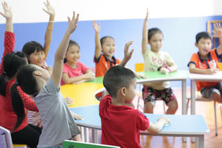 Hành trang vào lớp 1: Không chỉ có viết chữ, làm toán