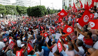 Biểu tình lớn ở Tunisia chống lại Tổng thống Kais Saeed