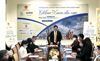 Mang xuân ấm cho trẻ em bị ảnh hưởng bởi dịch Covid-19