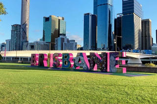Gỡ bỏ phong tỏa thành phố lớn thứ 3 của Australia