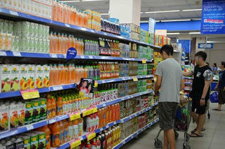 Doanh nghiệp ngành thực phẩm: Lo thua ngay trên sân nhà
