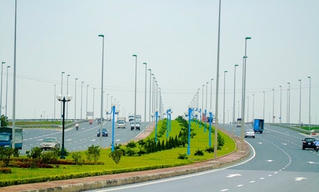 Những con đường thiêng liêng