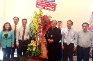 Lãnh đạo TP Hồ Chí Minh chúc mừng lễ Giáng sinh 2015