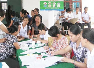 Sáp nhập, giảm biên chế cấp xã