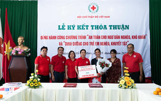 2 tỷ đồng cho chương trình 'Dinh dưỡng cho trẻ em nghèo, khuyết tật'