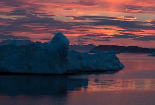 Băng ở Greenland đang trôi nhanh