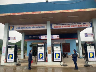 Kinh doanh xăng dầu: Chặn tình trạng 'găm hàng', bán nhỏ giọt