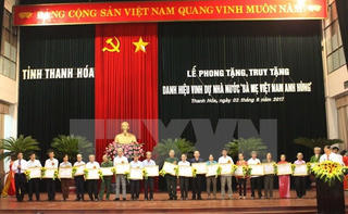 216 mẹ được phong tặng, truy tặng danh hiệu Bà mẹ VNAH