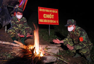 Thương anh trong giá rét