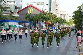 Hơn 5.200 người  tham gia Ngày chạy Olympic vì sức khỏe toàn dân