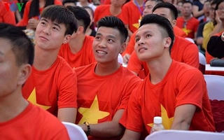 Mỗi cầu thủ U23 Việt Nam mới nhận hơn 10 triệu đồng tiền thưởng