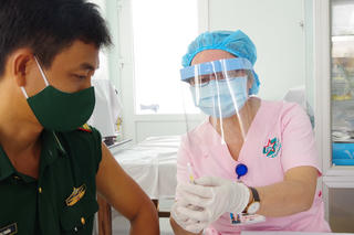 Quân đội triển khai đợt ba tiêm vaccine phòng Covid-19