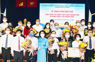 35 tác phẩm đoạt Giải báo chí 'MTTQ Việt Nam thành phố vì hạnh phúc của nhân dân'