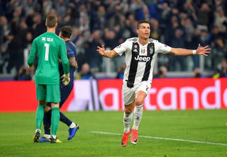 [ẢNH] Nhìn lại màn ngược dòng xuất sắc của Man Utd trước Juventus