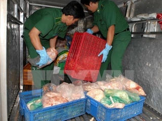 Ninh Bình: Phát hiện 1,3 tấn thực phẩm bẩn