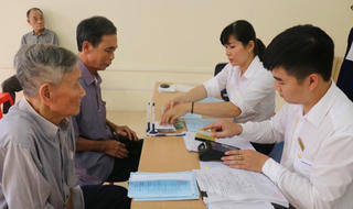 Tăng lương hưu: Việc làm cần thiết