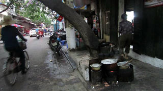 Hà Nội cấm đun, nấu, đốt lửa trên vỉa hè, lòng đường