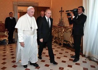 Tổng thống Nga Vladimir Putin hội kiến Giáo hoàng Francis