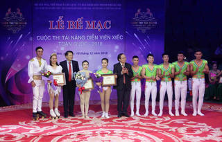 Vinh danh các tài năng xiếc Việt Nam