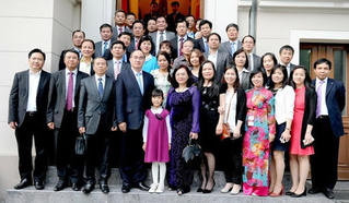 Chủ tịch UBTW MTTQ Việt Nam Nguyễn Thiện Nhân thăm và làm việc tại CHLB Đức