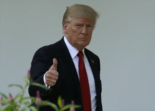 Hình ảnh của nước Mỹ đang dần suy giảm dưới thời chính quyền Trump