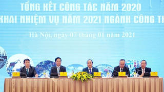 [ẢNH]Thủ tướng dự Hội nghị triển khai kế hoạch năm 2021 ngành Công Thương