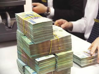 Giảm hơn 18.000 tỷ đồng lãi suất từ 16 ngân hàng thương mại