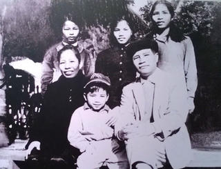 Hai vị tướng cùng ngày tháng năm sinh và là thông gia của nhau