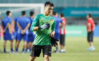 Thủ môn Bùi Tiến Dũng muốn thắng Olympic Hàn Quốc trong 90 phút