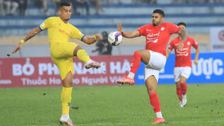 V.League 2021: Mạnh tay thay ngoại binh