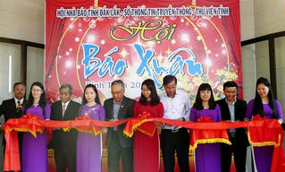 Đắk Lắk: Khai mạc Hội Báo Xuân Bính Thân năm 2016