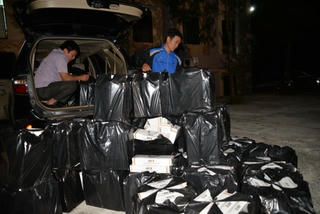 Vướng chế tài xử lí, thuốc lá lậu bùng phát