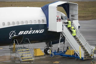 Boeing tạm ngừng giao máy bay 737 MAX sau tai nạn tại Ethiopia
