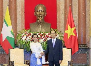 Chủ tịch nước Trần Đại Quang tiếp Cố vấn Nhà nước Myanmar Aung San Suu Kyi
