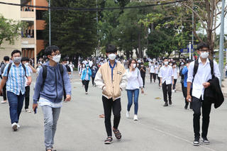 Đại học Quốc gia TP HCM cho điểm tối đa ở những câu in sai trong đề thi đánh giá năng lực