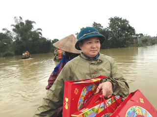Những người đi vào tâm bão